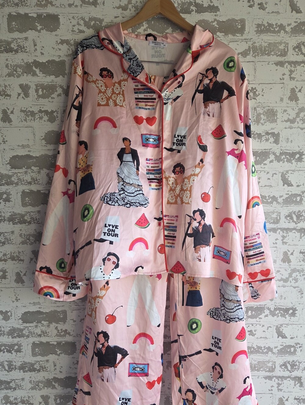 Harry Styles Inspired "Love On Tour" Satin Pajama Set - XXL - Pink